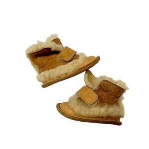 Born Leather Fuzzy Booties Size 2